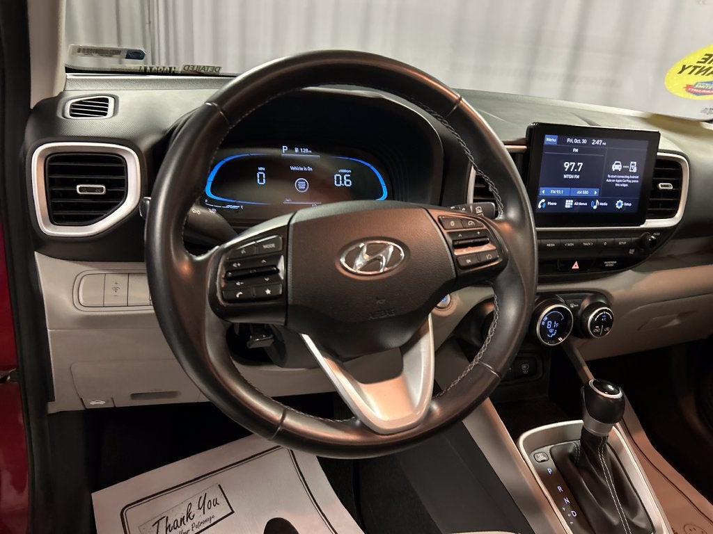 2024 Hyundai VENUE SEL